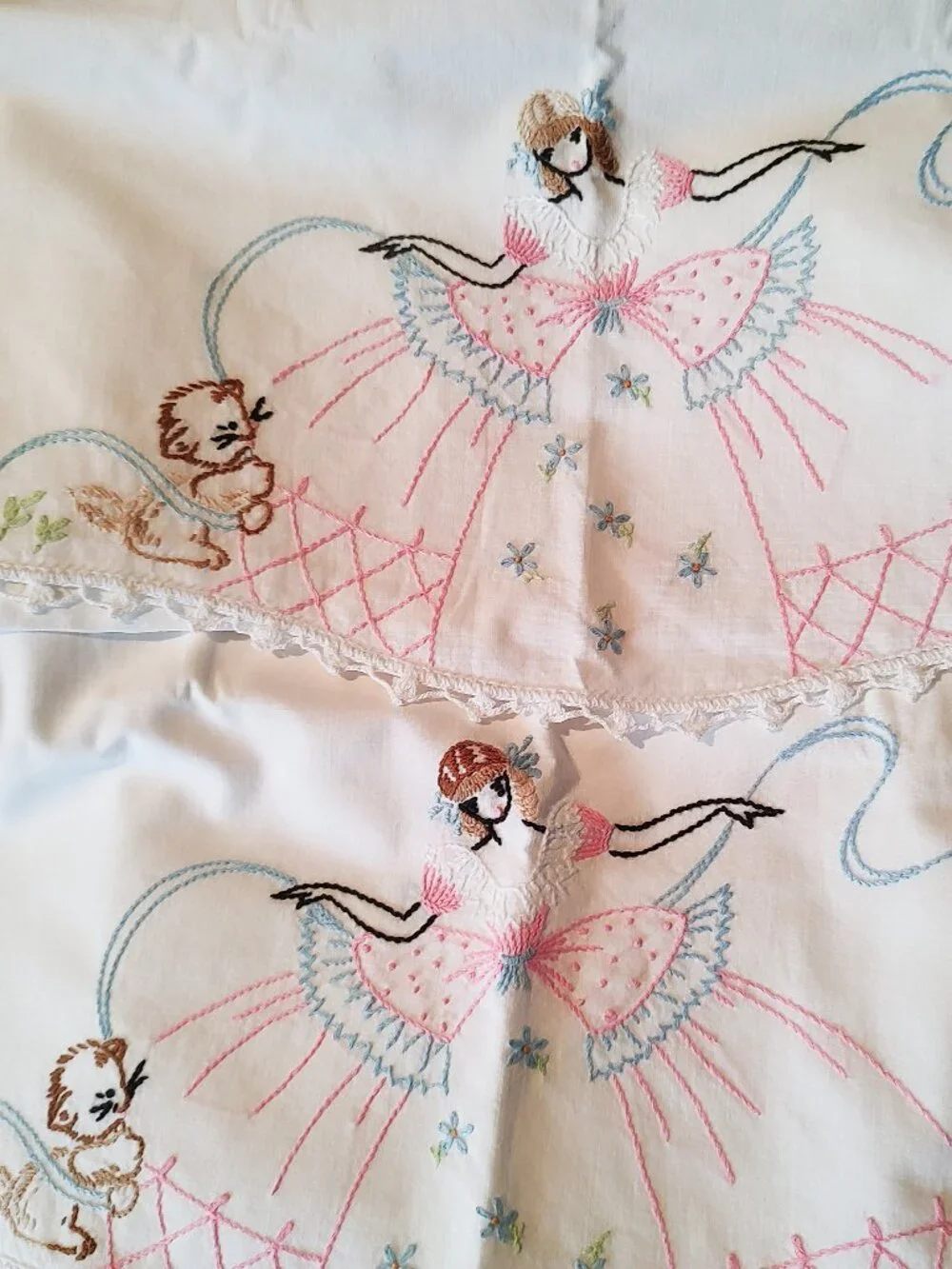 New/Never Used 100% Cotton Embroidered Ladies Pillowcases